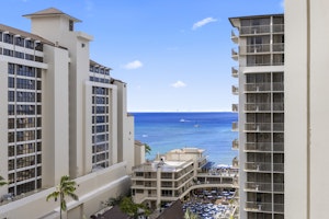 //hemlane-production.s3.amazonaws.com/uploads/property_listing_photos/bc3fa504-bdea-465e-92cd-1412304dcc16/17 jpeg.JPG