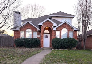 1704 Shady Creek