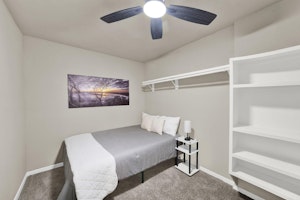 //hemlane-production.s3.amazonaws.com/uploads/property_listing_photos/c219575a-d708-42ab-a13b-a31e278e7f7a/Bedroom 4B (2).jpg