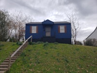 Photo of 2066 Farrington Street