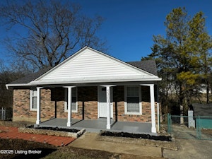 //hemlane-production.s3.amazonaws.com/uploads/property_listing_photos/c9fdd7ce-c02a-4846-91d5-41c56000290e/20250204174438949228000000-o.jpg