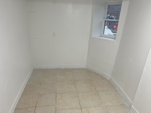 //hemlane-production.s3.amazonaws.com/uploads/property_listing_photos/cd04490f-f10d-4d37-9378-477a6d0a0885/bedroom.jpeg