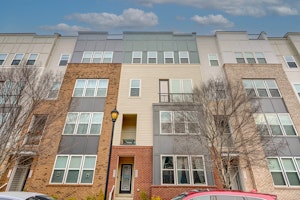 Welcome to 2596 Neabsco Common Place
