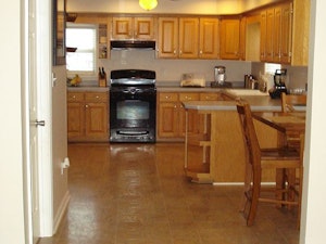 //hemlane-production.s3.amazonaws.com/uploads/property_listing_photos/d3d205de-a58f-4ef6-af1a-d2bb0bafa2de/1a41214fc9ff8228f6a2f68333623854-cc_ft_576.jpeg