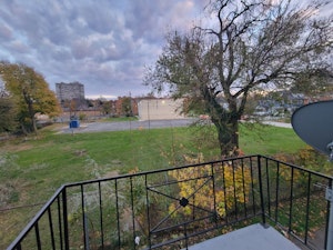 //hemlane-production.s3.amazonaws.com/uploads/property_listing_photos/d40707a1-1784-43f0-899a-3b4962afe570/WhatsApp Image 2025-12-11 at 5.48.22 AM (2).jpeg