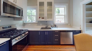 //hemlane-production.s3.amazonaws.com/uploads/property_listing_photos/d600f2b0-f1ea-485f-9de0-53976612a0ea/24-Dearborn-Rd-Kitchen.jpeg