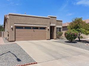 //hemlane-production.s3.amazonaws.com/uploads/property_listing_photos/d7509c47-cfda-44c7-bffb-f2c403c57d38/Screenshot 2026-02-23 143642.jpg