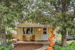 //hemlane-production.s3.amazonaws.com/uploads/property_listing_photos/dd909fd5-873e-47d2-9573-5d921ad5c8ed/01.jfif