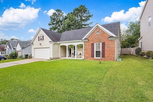 //hemlane-production.s3.amazonaws.com/uploads/property_listing_photos/debf0b06-61ce-4782-9973-a550e0560880/2 (2).PNG