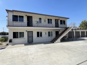 //hemlane-production.s3.amazonaws.com/uploads/property_listing_photos/e0793724-9733-436e-a22d-5a8b6476e098/edificio .jpg