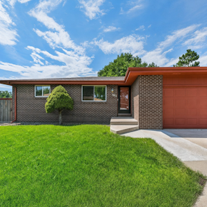//hemlane-production.s3.amazonaws.com/uploads/property_listing_photos/e0f90ca9-ed4a-486b-96fa-2296084d9d33/1011 Street Side.png