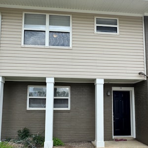 //hemlane-production.s3.amazonaws.com/uploads/property_listing_photos/e4fd5773-ea00-4f97-bcc2-5447cd160789/Unit 10 Front.jpg