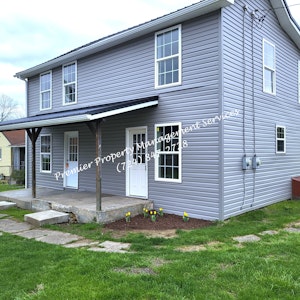 //hemlane-production.s3.amazonaws.com/uploads/property_listing_photos/e6c22651-21a5-424b-8089-fc34235fd9e0/1.jpg