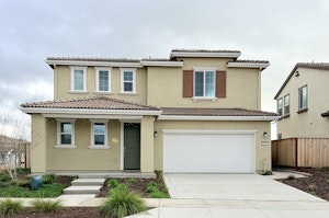 //hemlane-production.s3.amazonaws.com/uploads/property_listing_photos/e7f763f6-146b-4b33-927e-4d81d86f41df/FullSizeRender 18.HEIC