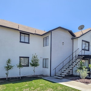 1. Exterior 3