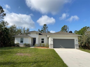 //hemlane-production.s3.amazonaws.com/uploads/property_listing_photos/eb8380ba-d3e4-4eb7-9926-fb4cb9db3846/1.jpeg