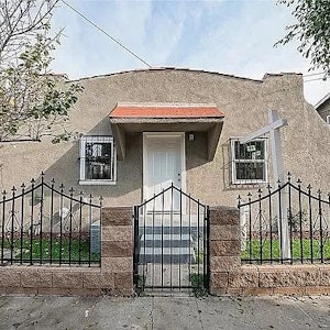 Welcome home! Fully detached with no shared walls.