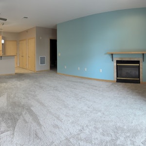 //hemlane-production.s3.amazonaws.com/uploads/property_listing_photos/edbe78e0-eecb-4d91-b06d-d60e1ca4b7c4/Living room panorama 20 percent from patio wall.jpg