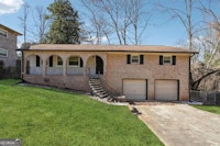 Photo of 2419 Greenway Drive