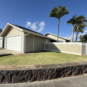 Pet friendly SFH with fenced yard