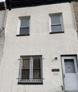 //hemlane-production.s3.amazonaws.com/uploads/property_listing_photos/f4ff7541-f952-4338-a71a-c8b5d8005349/Screenshot 2024-01-22 130836.jpg