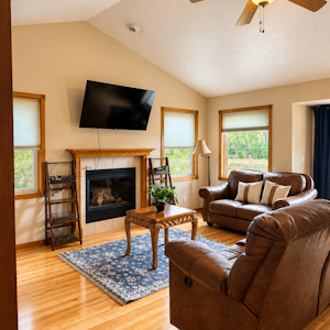 //hemlane-production.s3.amazonaws.com/uploads/property_listing_photos/f640c004-7ba4-4643-8d99-9d4ed218ed5b/Living room.png