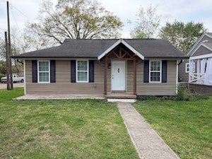 //hemlane-production.s3.amazonaws.com/uploads/property_listing_photos/f74c56d6-8c8c-4fef-a603-1b969bc3871f/1.jpg
