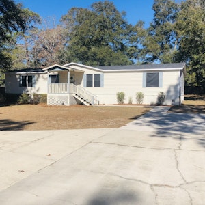 //hemlane-production.s3.amazonaws.com/uploads/property_listing_photos/f7987f2c-6b75-4c3d-9d41-5e3af760e519/IMG_5734 2.jpg