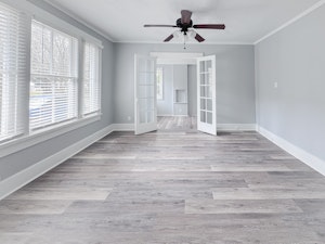 //hemlane-production.s3.amazonaws.com/uploads/property_listing_photos/fb668c19-9f50-4815-b7e7-83f2b3a59626/CFP-181.JPG