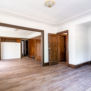 //hemlane-production.s3.amazonaws.com/uploads/property_listing_photos/fc6dd6d4-315a-4265-858e-b5115babe382/2809 North 40th Street-40.jpg