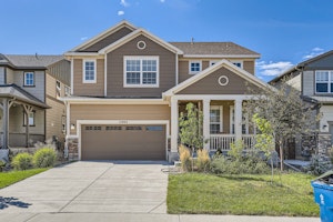 //hemlane-production.s3.amazonaws.com/uploads/property_listing_photos/fee54d34-90fe-4b2b-b00d-7b99c2566cba/15904 E Otero Circle - MLS Sized - 002 - 03 Exterior Front.jpg