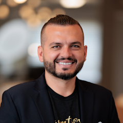 Andis Combi, Realty ONE Group Leaders